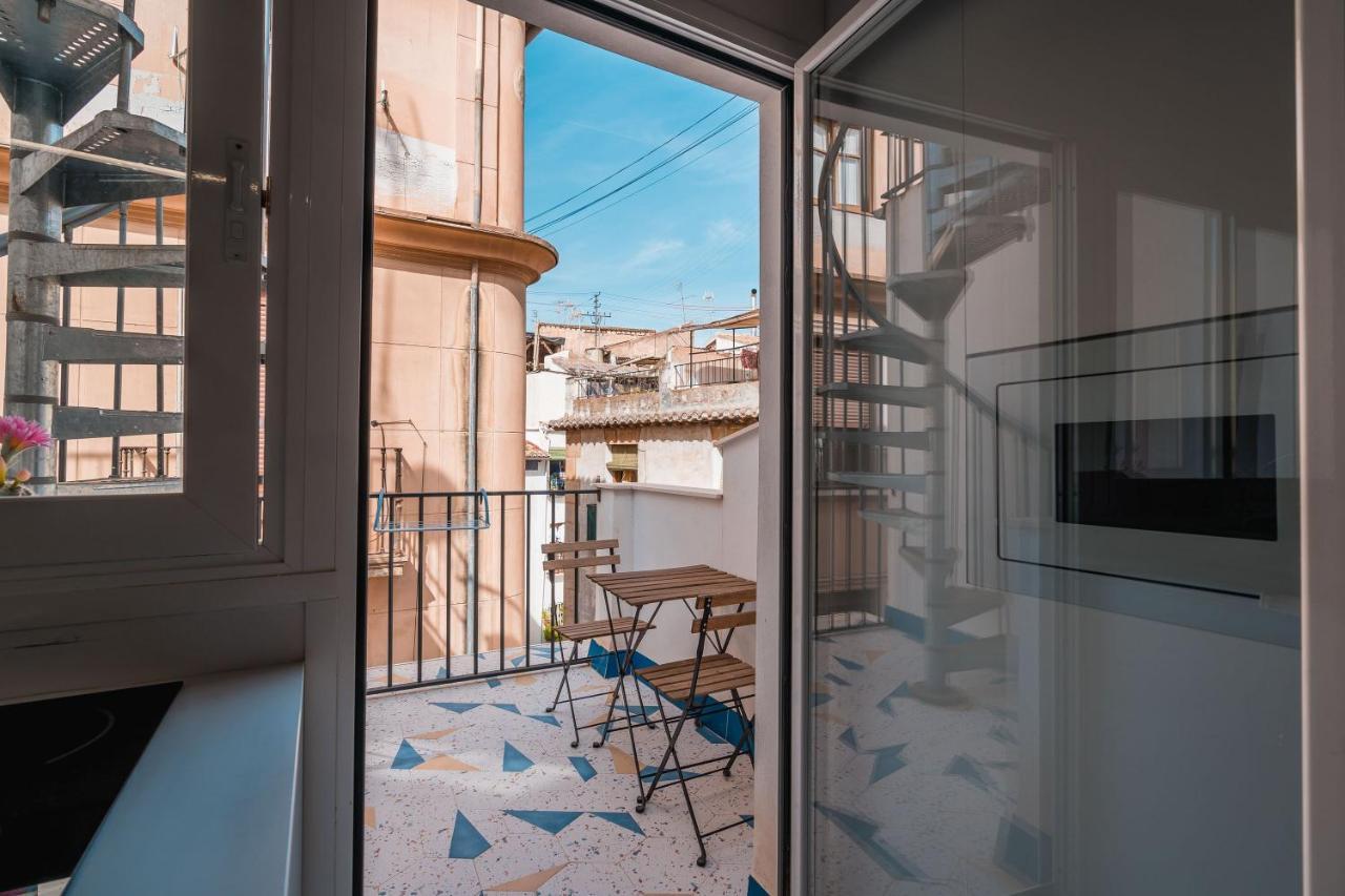 Qh Eme Suites Гранада Екстер'єр фото