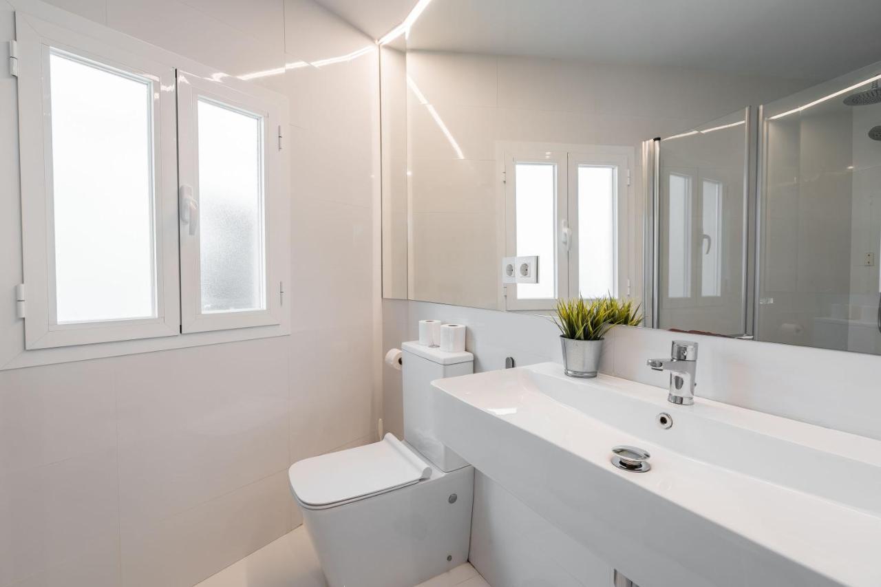 Qh Eme Suites Гранада Екстер'єр фото