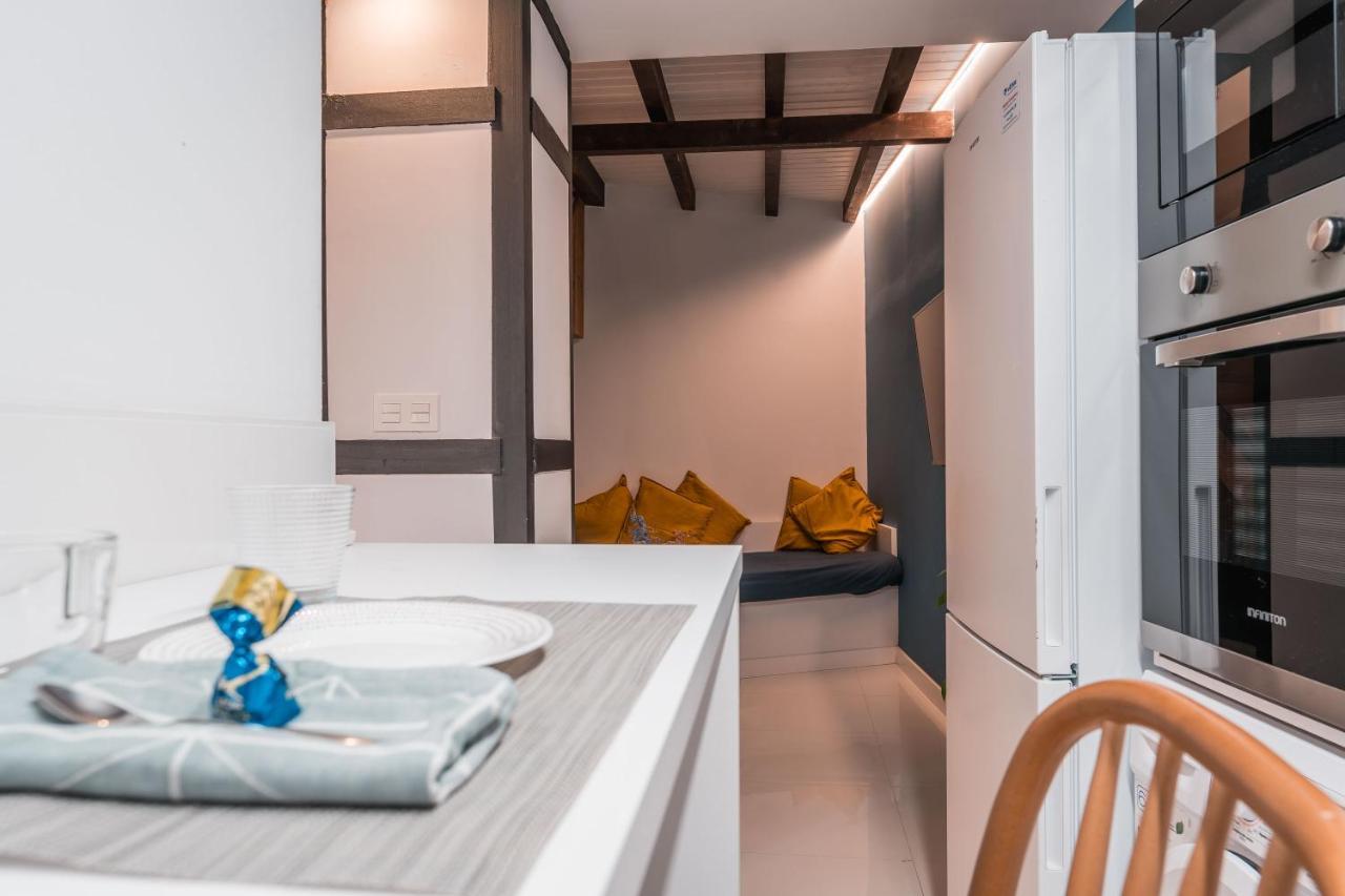 Qh Eme Suites Гранада Екстер'єр фото