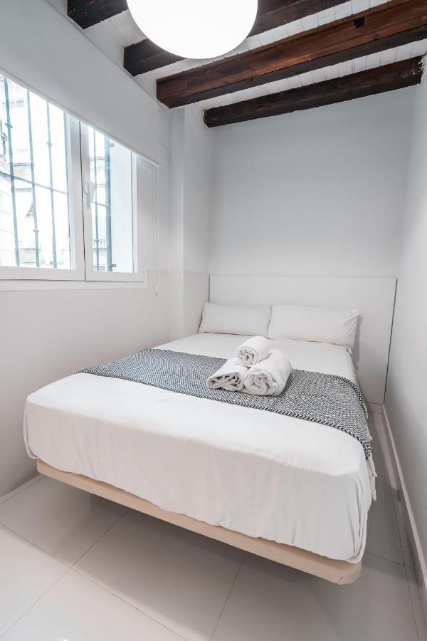 Qh Eme Suites Гранада Екстер'єр фото